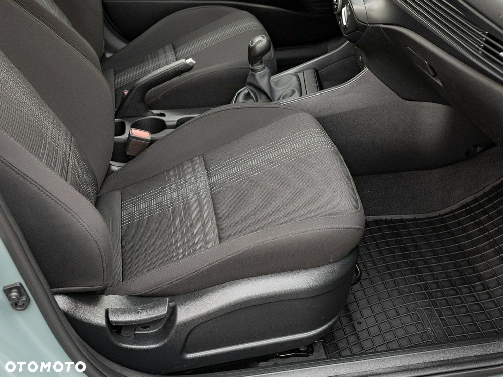 Hyundai i20 1.2 Pure - 30