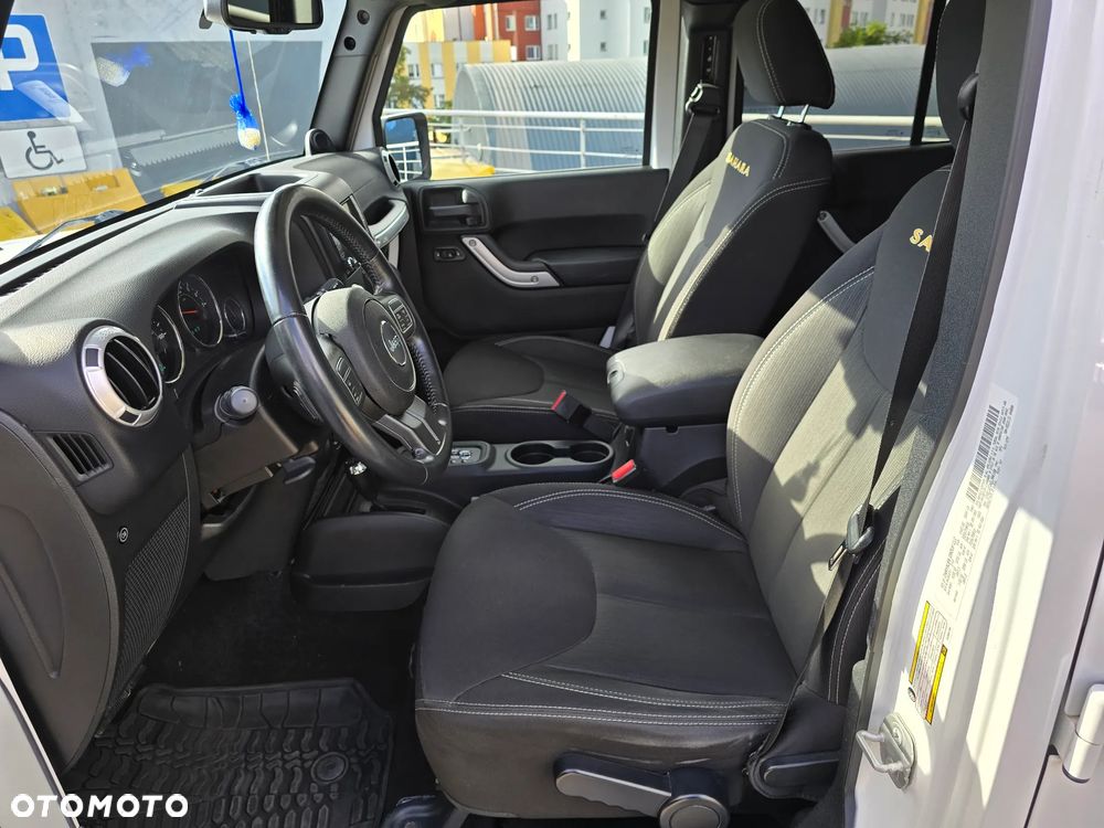 Jeep Wrangler 3.6 Unlim Sahara - 15