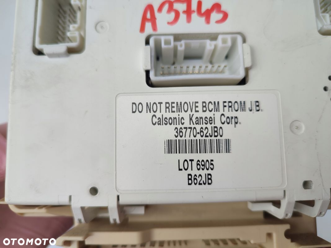 Skrzynka bezpieczników SUZUKI SWIFT IV MK6 36770-62JB0 - 2