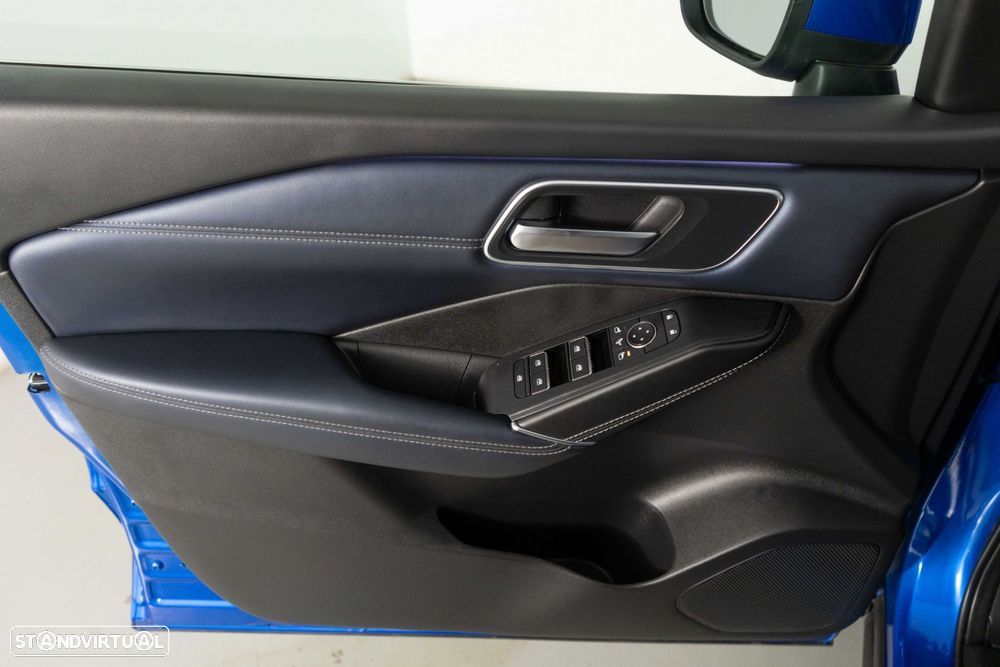Nissan Qashqai 1.3 DIG-T N-Connecta LED+SKY - 20