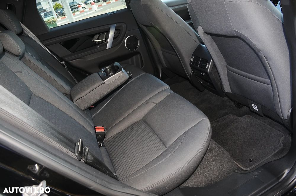 Land Rover Discovery Sport - 8