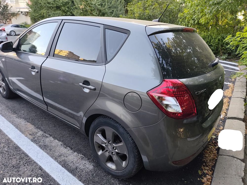 Kia Ceed 1.4 CVVT ISG Attract - 4