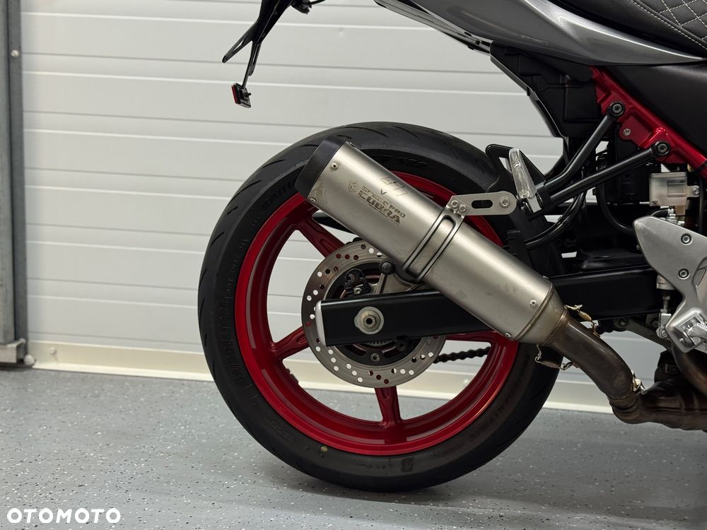 Suzuki SV - 7