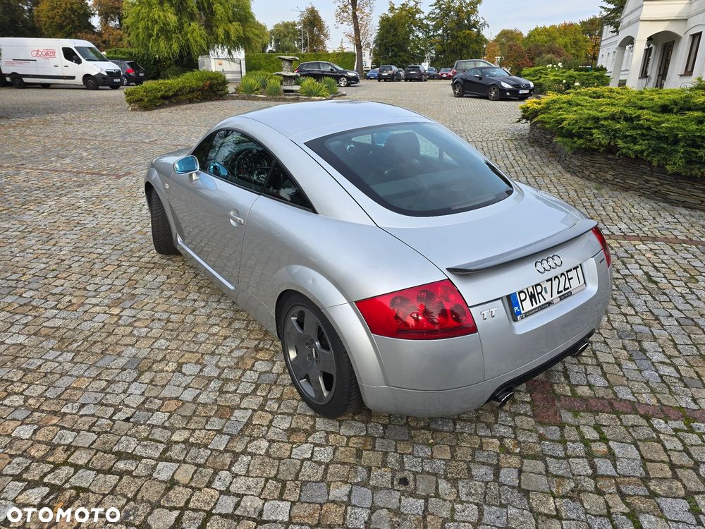 Audi TT Coupé 1.8T Quattro - 2