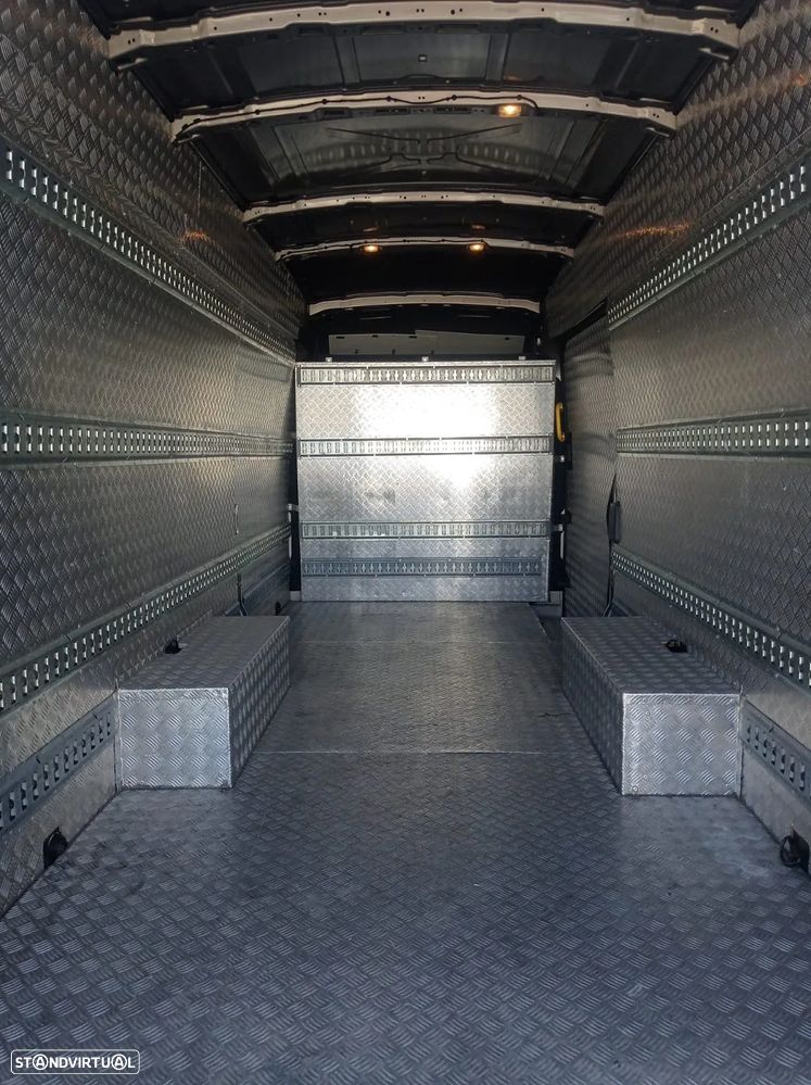 Ford Transit - 8
