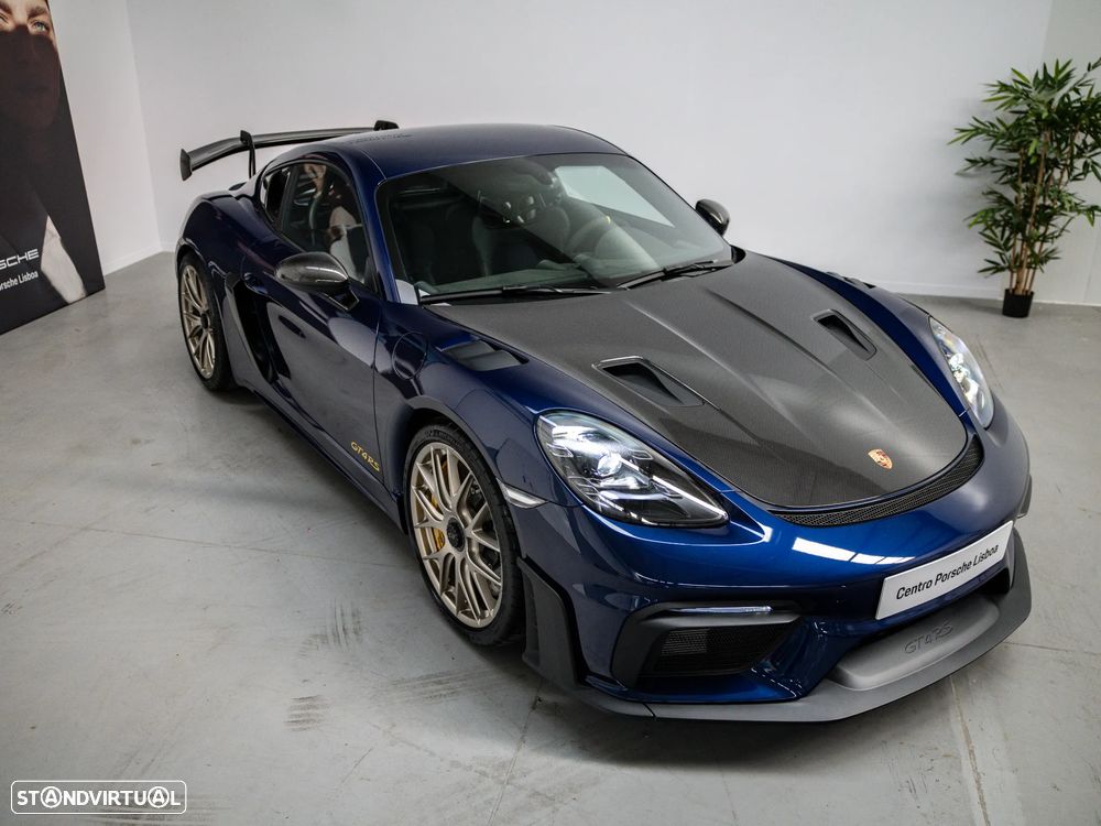 Porsche 718 Cayman GT4 RS - 10