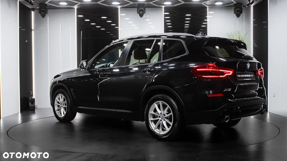 BMW X3 xDrive20i GPF Advantage - 5