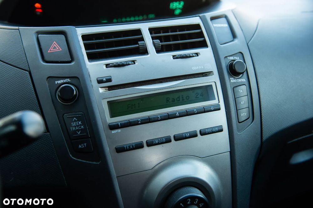 Toyota Yaris 1.0 VVT-i Comfort - 31