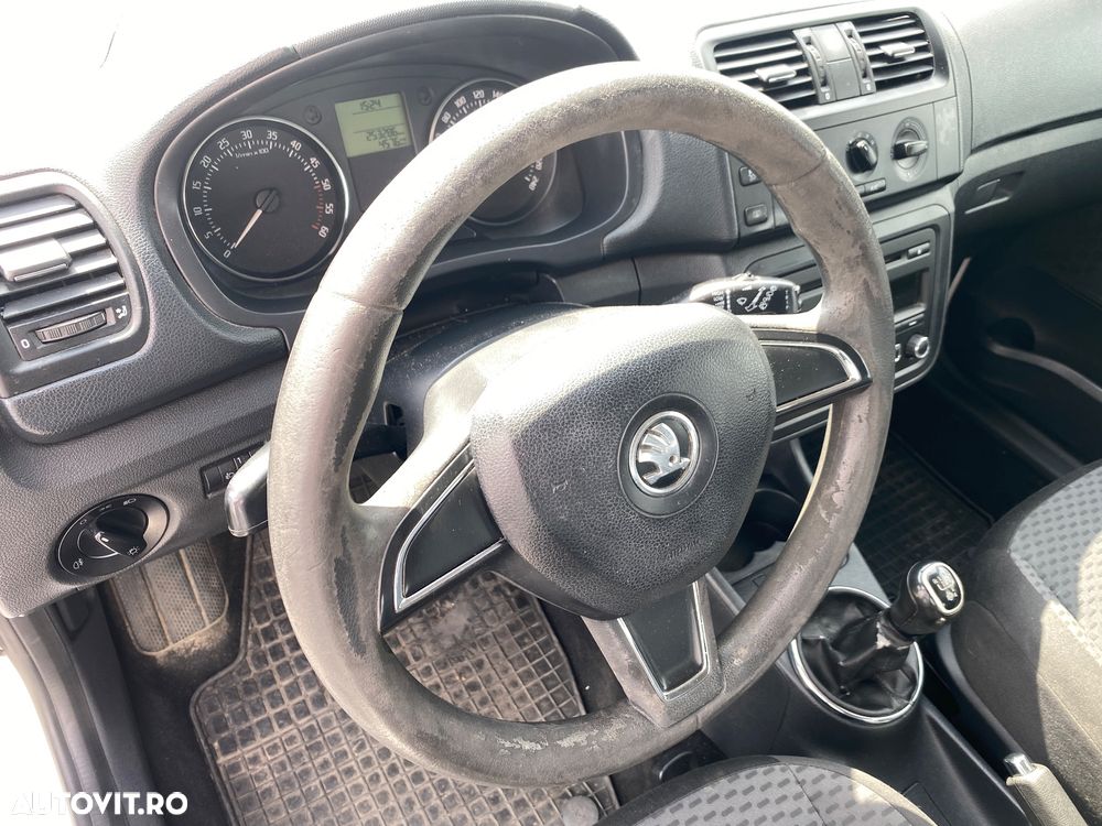 Skoda Fabia - 11