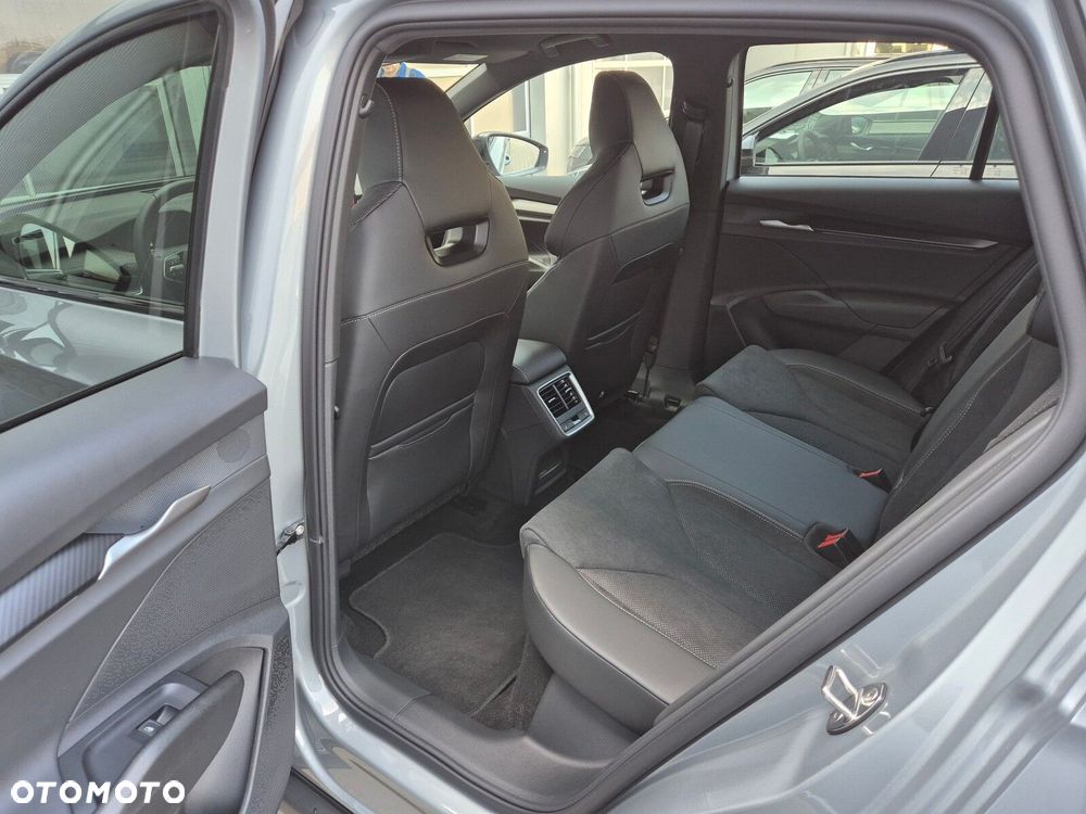 Skoda Elroq 60 63kWh Sportline - 11