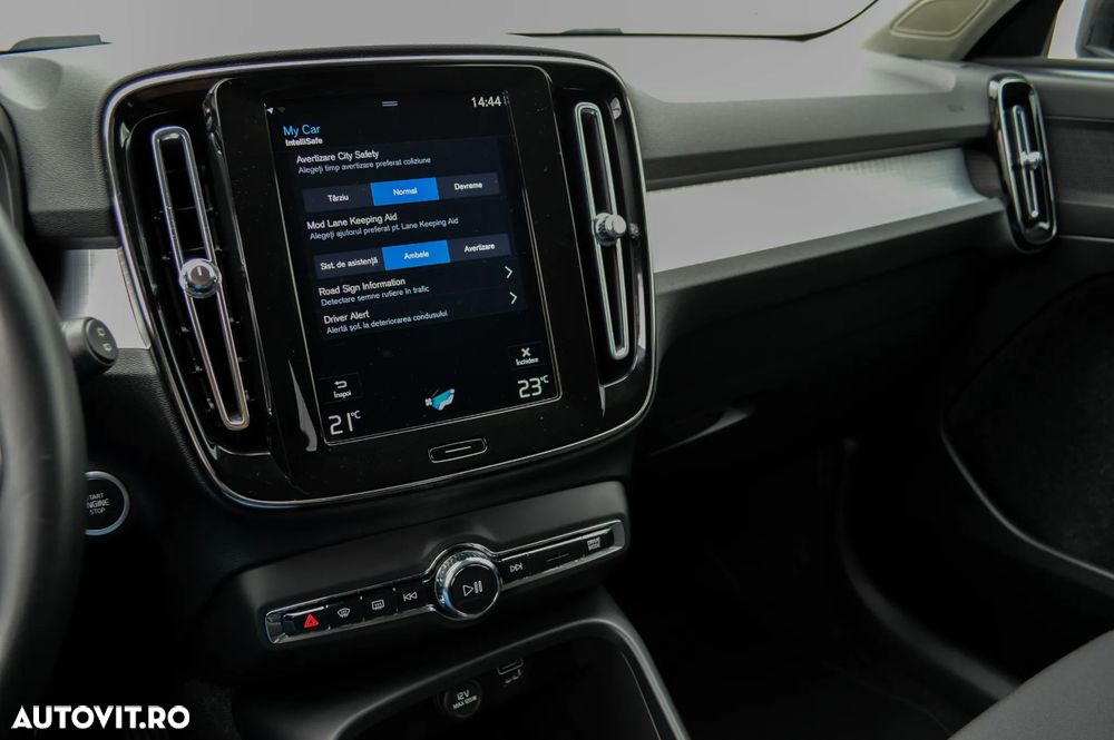 Volvo XC 40 T4 Recharge DKG Inscription - 25