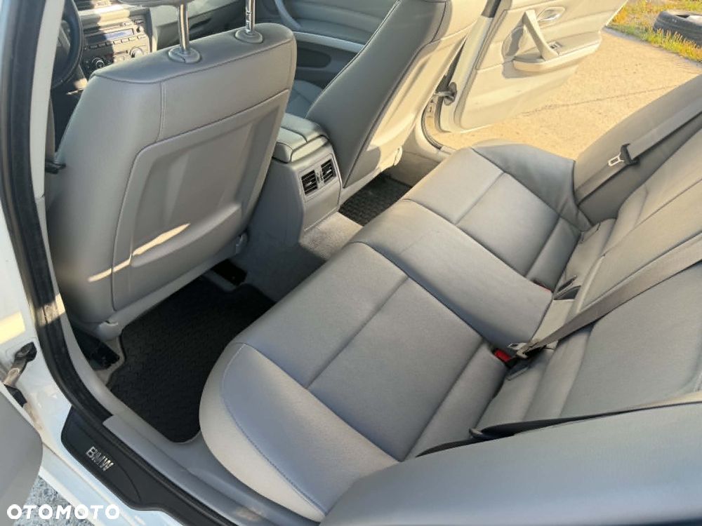 BMW Seria 3 320d DPF - 21