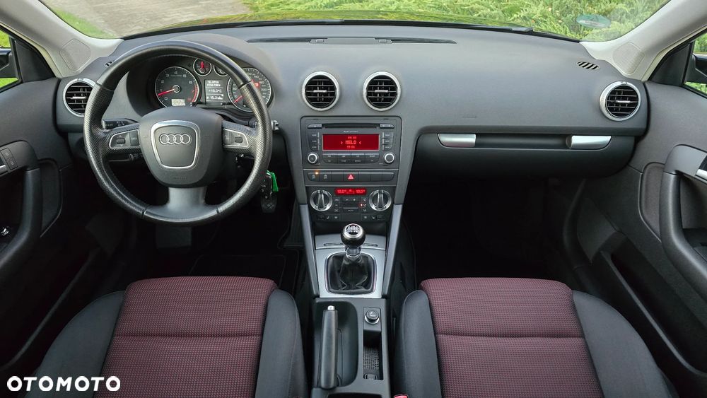 Audi A3 Sportback - 13