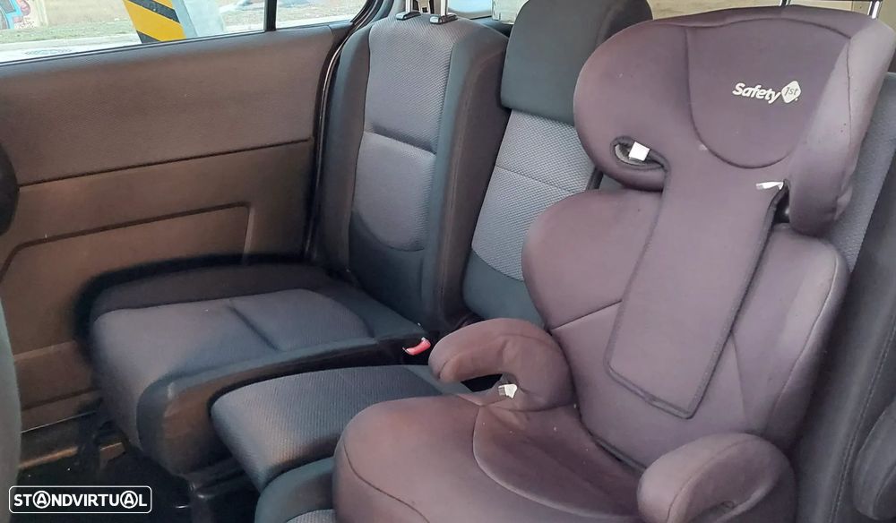 Mazda 5 MZR-CD 2.0 Exclusive - 4