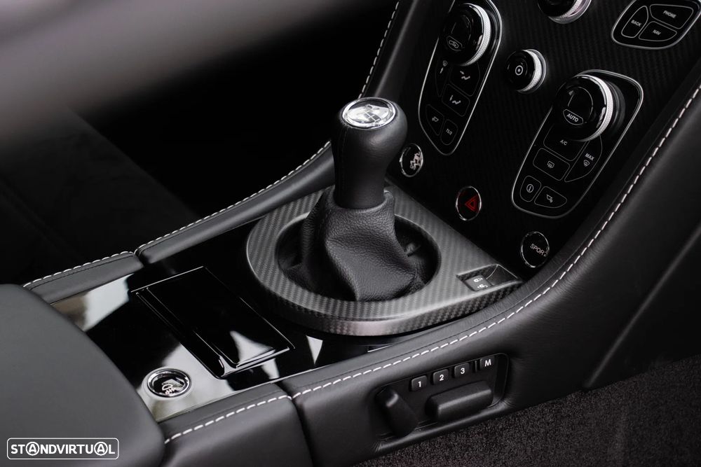 Aston Martin Vantage Coupe GT8 - 49