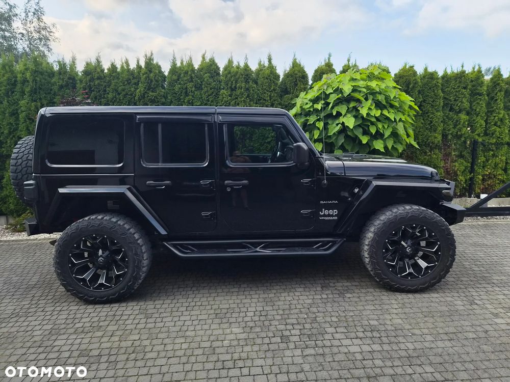 Jeep Wrangler Unlimited 3.6 Automatik Sahara - 4
