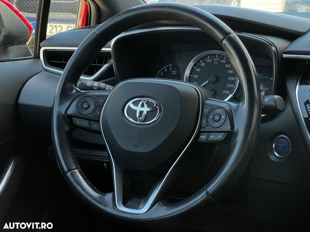 Toyota Corolla - 10