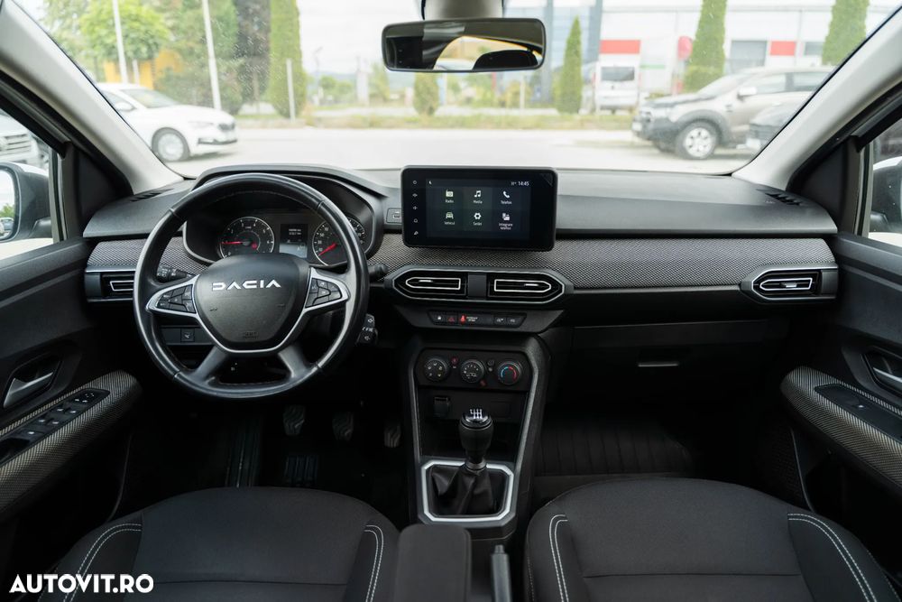 Dacia Logan TCe 90 MT5 Essential - 7
