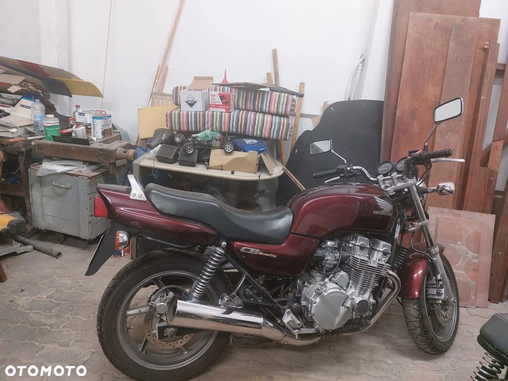 Honda CB - 4