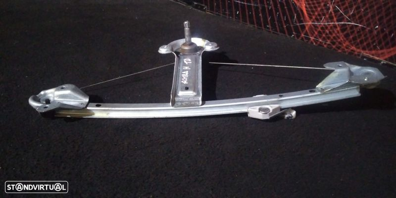 Elevador Trás Dto Opel Astra H (A04) - 4