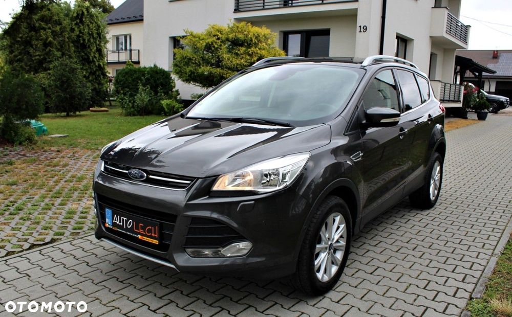 Ford Kuga - 1