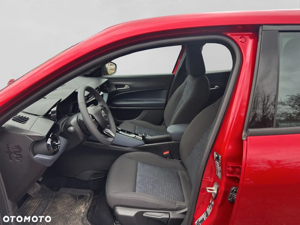 Alfa Romeo Junior 1.2 mHEV Ibrida eDCT - 10