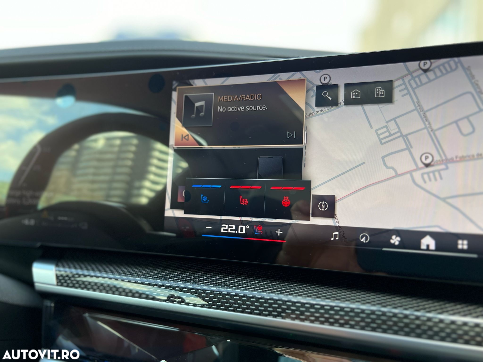 BMW M7 M760e xDrive - 35