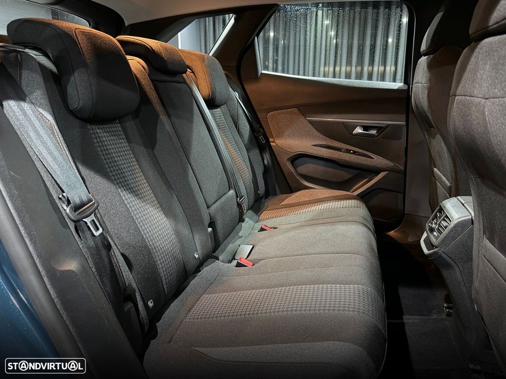 Peugeot 3008 1.5 BlueHDi Allure EAT8 - 35