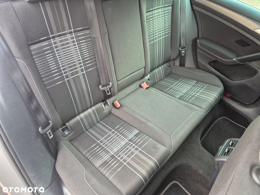 Volkswagen Golf 1.6 TDI BlueMotion Technology DSG Lounge - 9