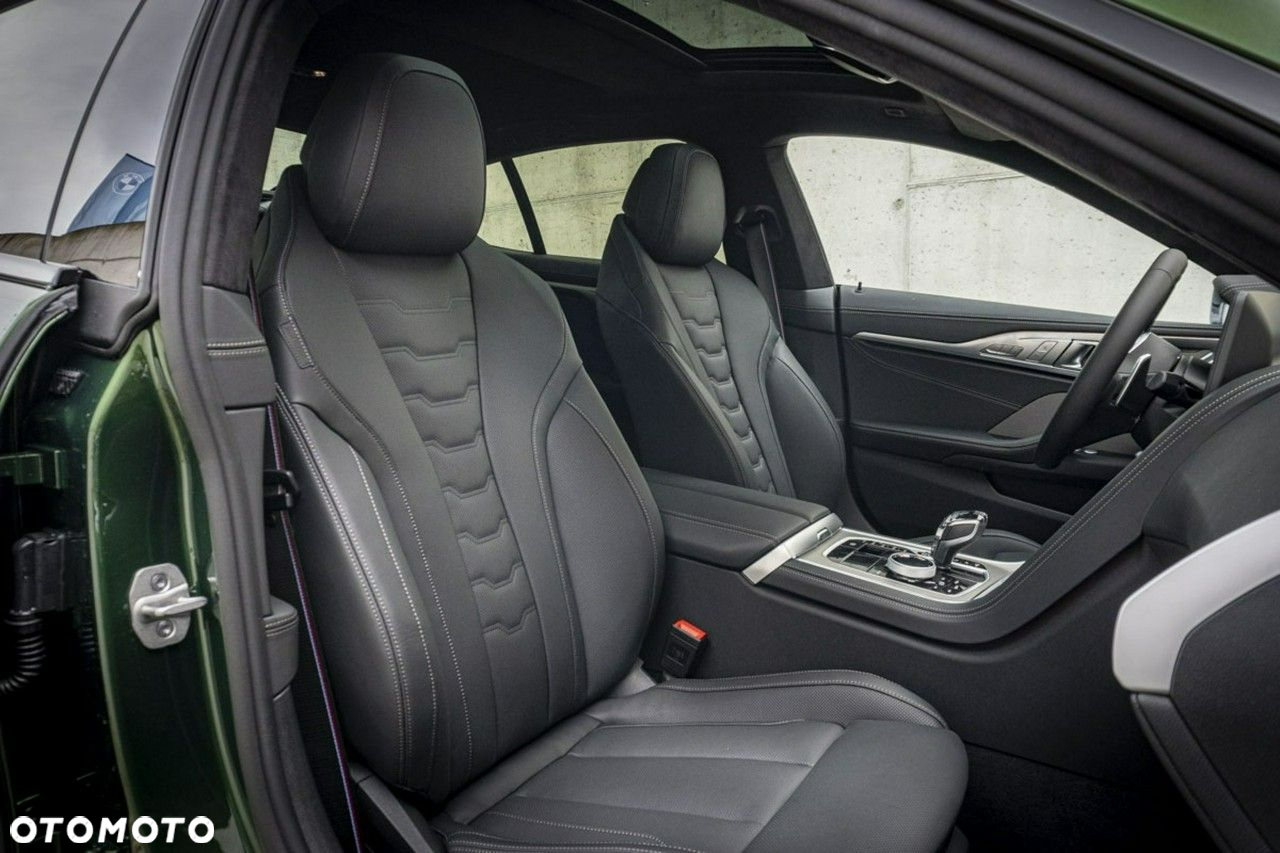 BMW Seria 8 - 20