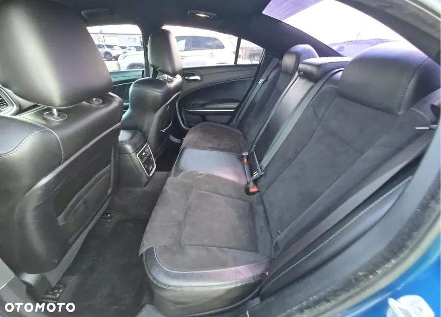 Dodge Charger 3.6 GT - 10