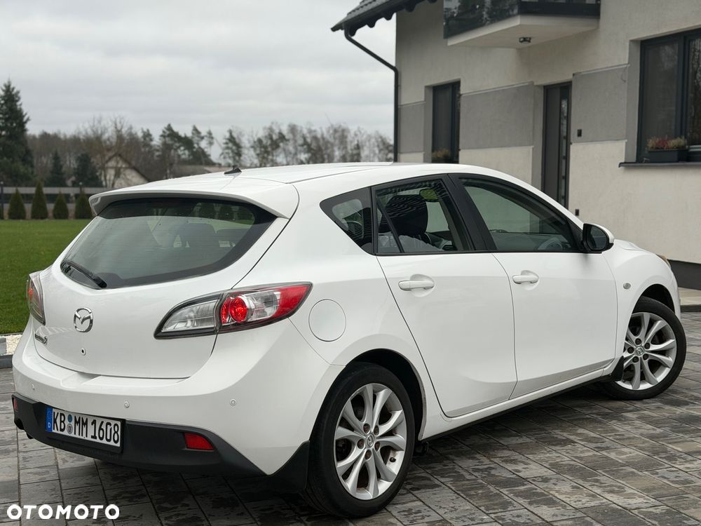 Mazda 3 1.6 CD Exclusive + - 4