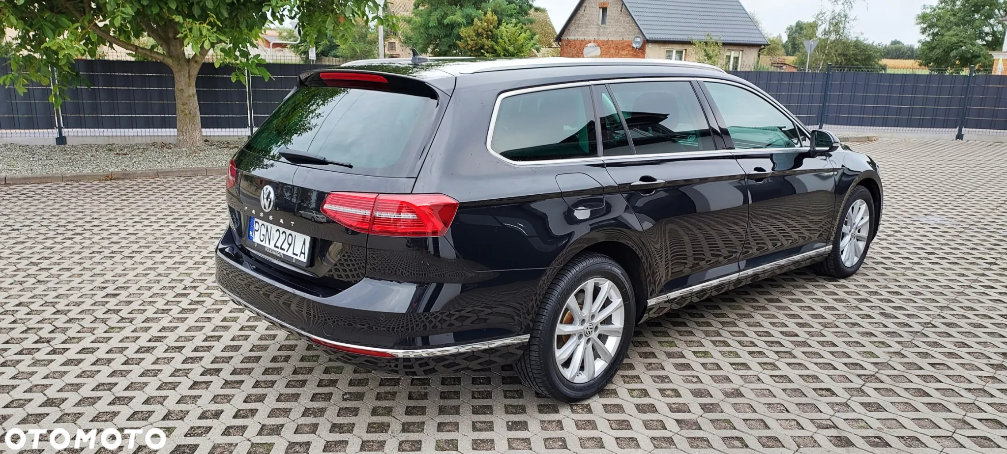 Volkswagen Passat - 19