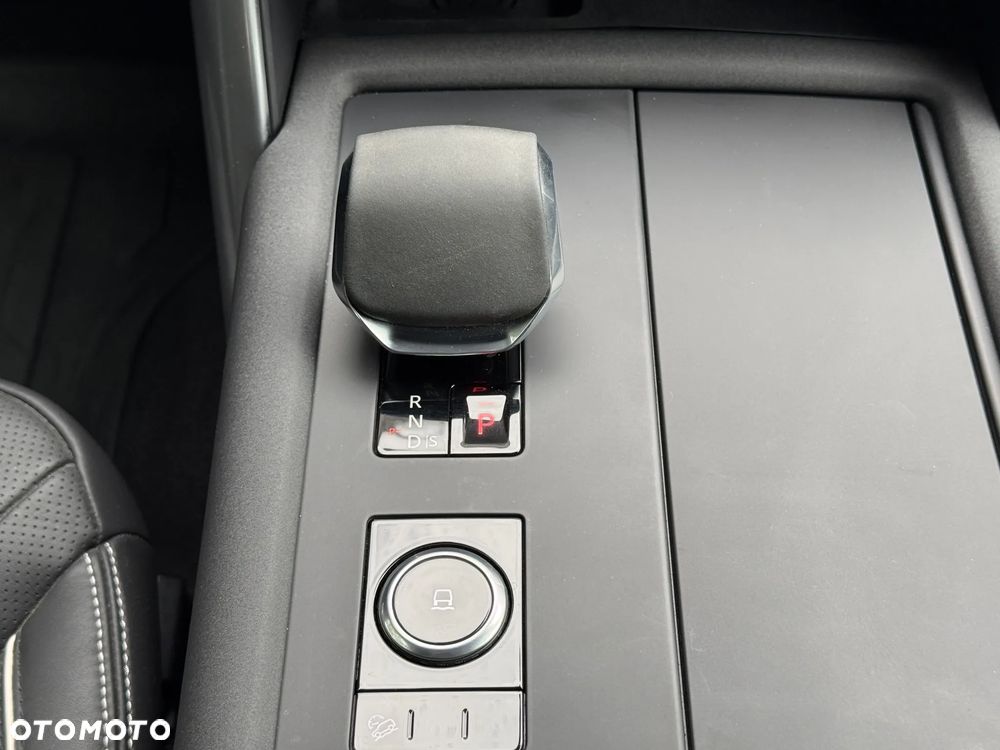Land Rover Discovery 3.0 P360 mHEV Dynamic HSE - 14