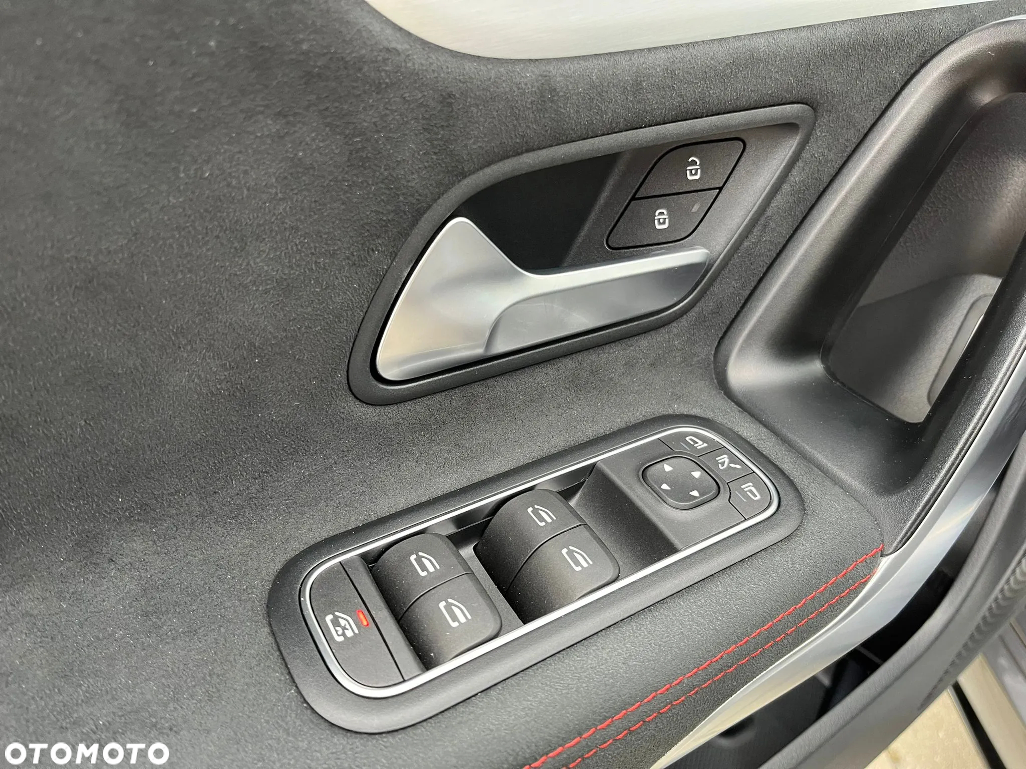 Mercedes-Benz CLA AMG 35 4-Matic 7G-DCT - 30