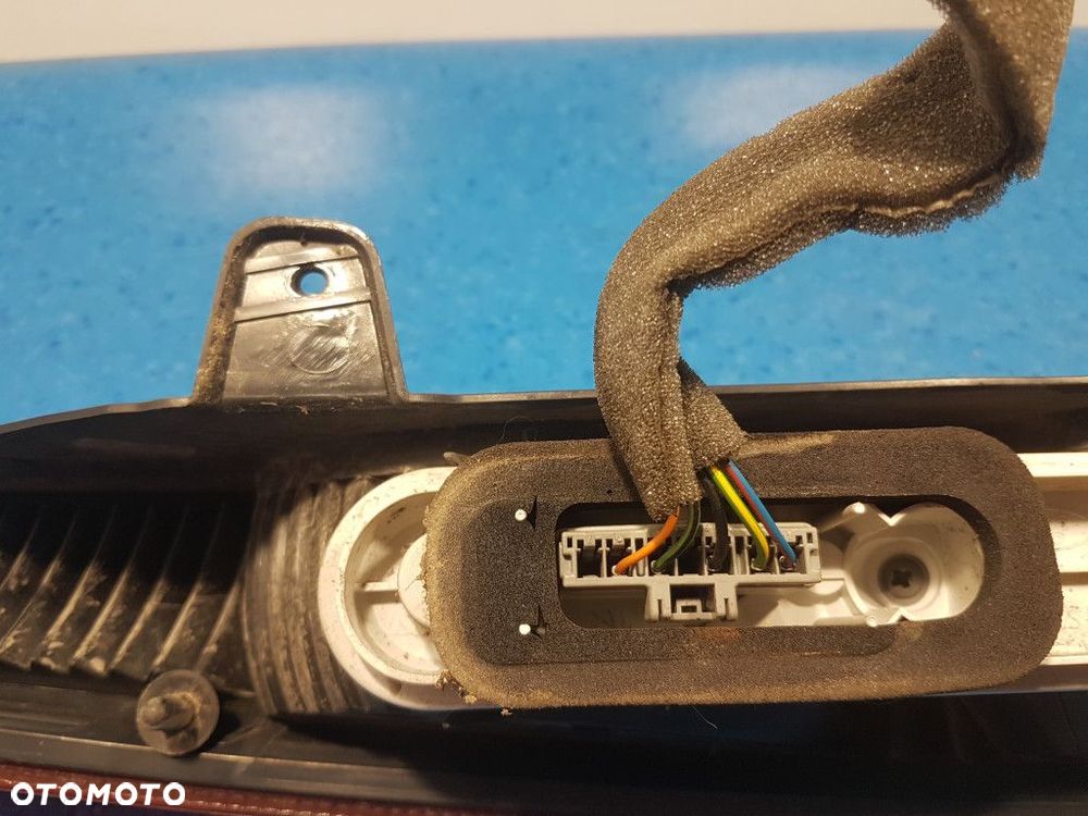 FORD FOCUS II LAMPA TYŁ PRAWA ZEWNĘTRZNA - 2
