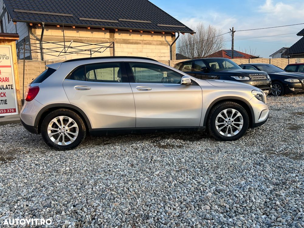 Mercedes-Benz GLA 200 d 4MATIC 7G-DCT SCORE! - 13