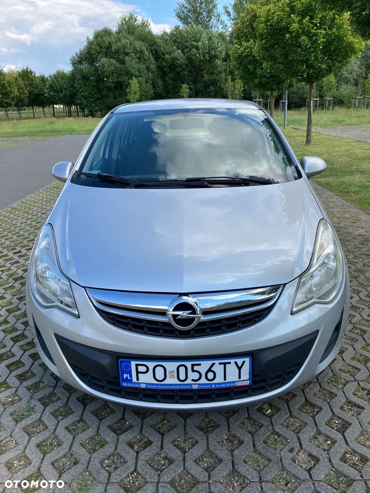 Opel Corsa 1.0 12V Essentia - 2