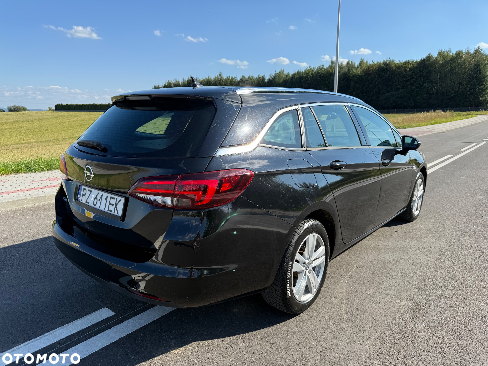 Opel Astra V 1.6 CDTI Dynamic - 4