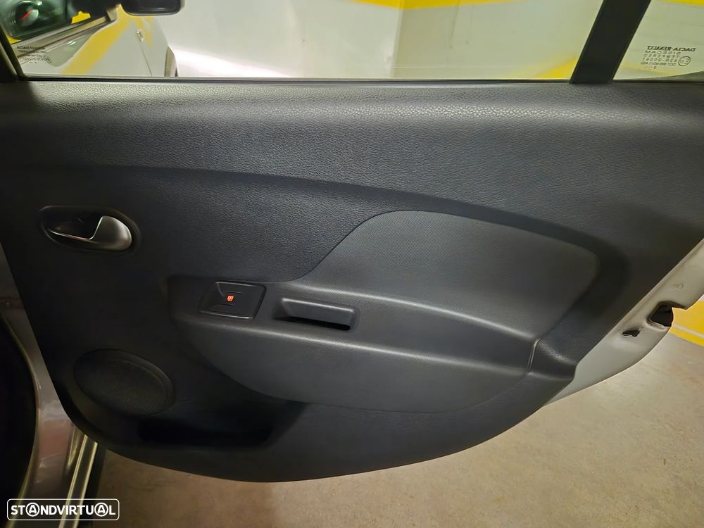 Dacia Sandero 0.9 TCe Stepway - 33