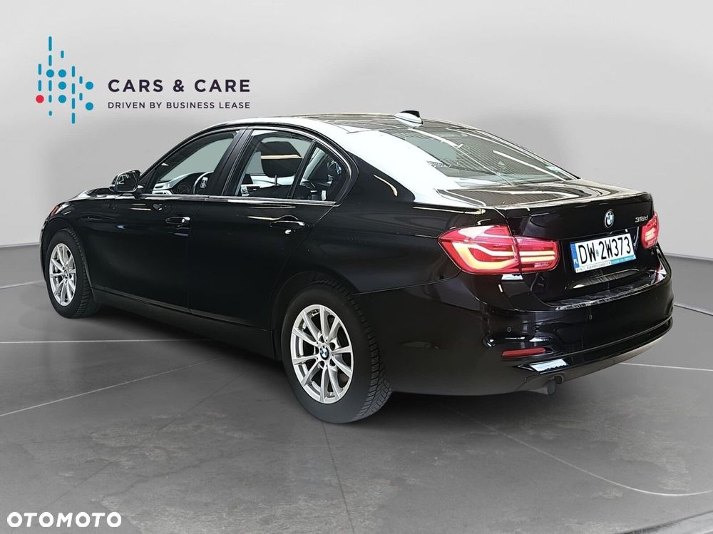 BMW Seria 3 318d - 30