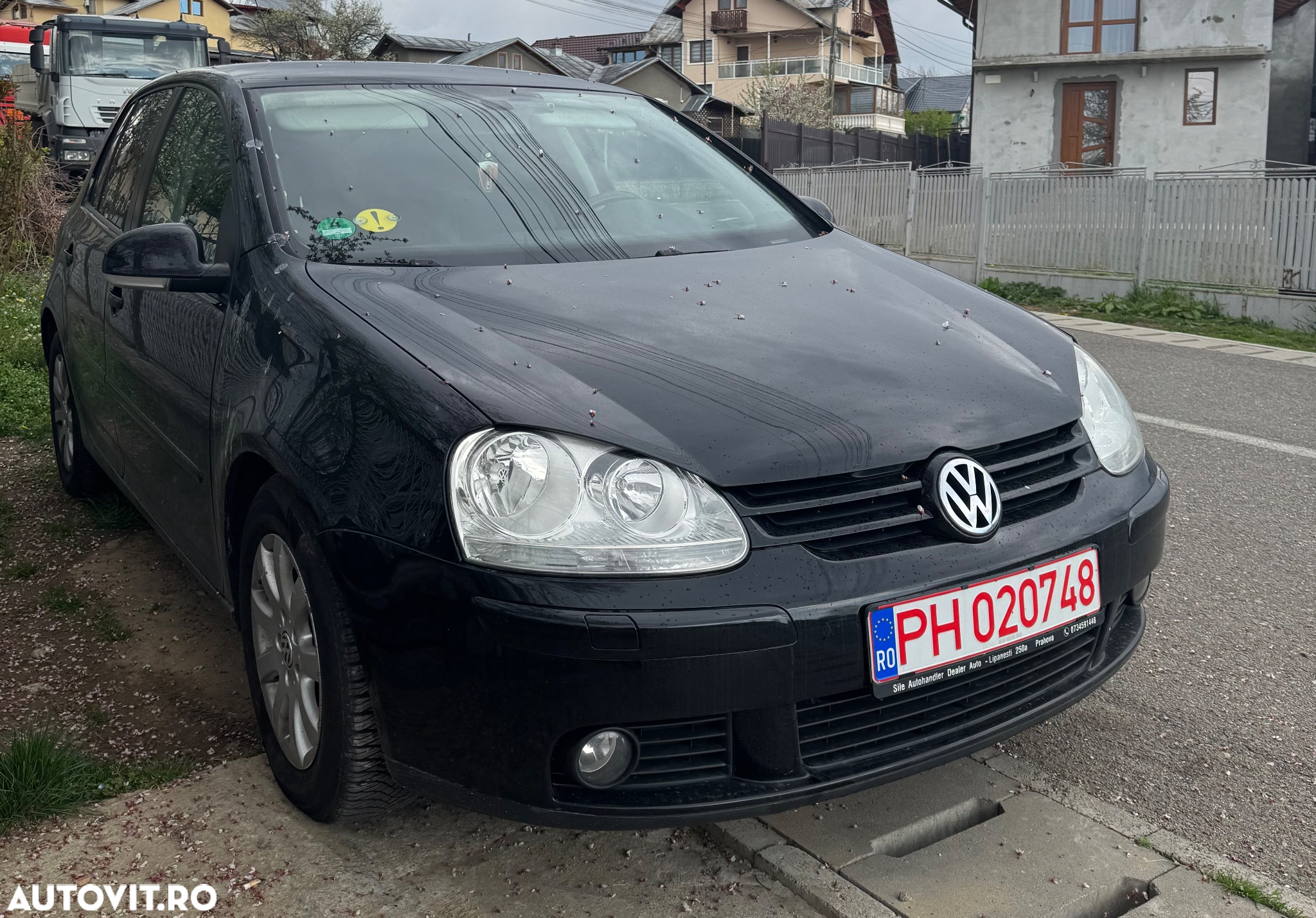 Volkswagen Golf - 2