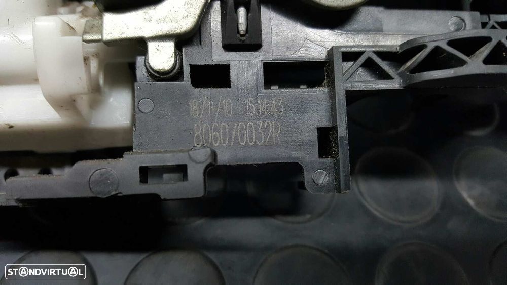 PUXADOR EXTERIOR TRASEIRO ESQUERDO RENAULT MEGANE III SPORT TOURER DYNAMIQUE - 9