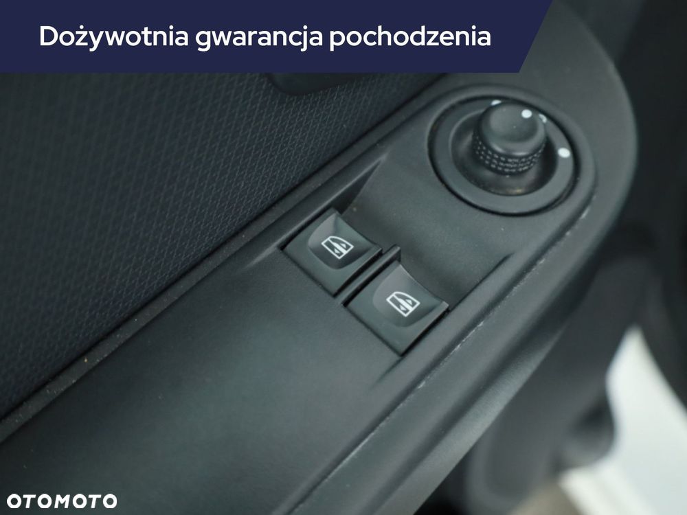 Renault Clio - 17