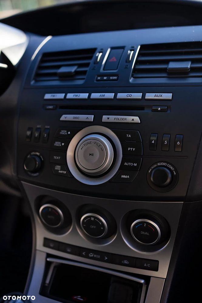 Mazda 3 1.6 16V Exclusive - 11