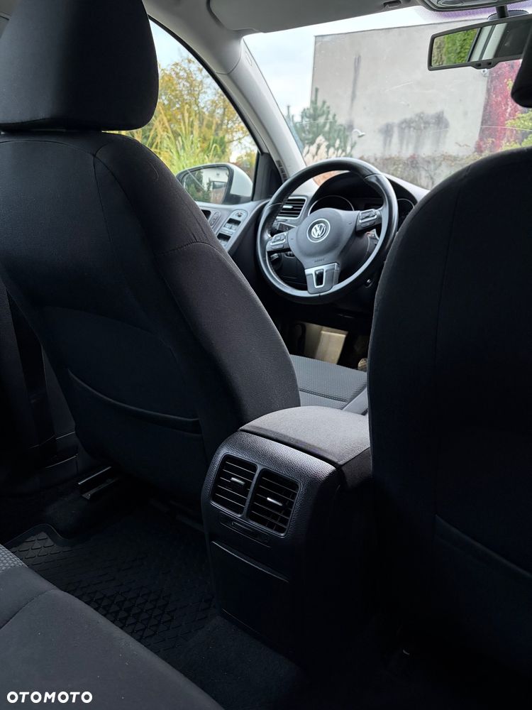 Volkswagen Golf - 12