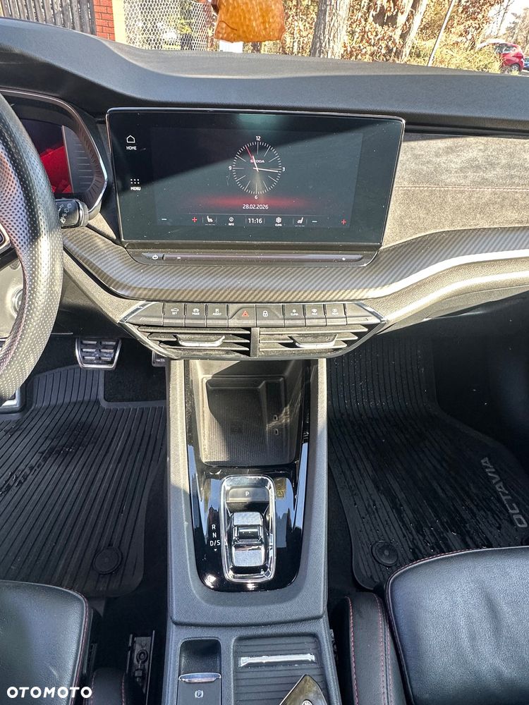 Skoda Octavia 2.0 TDI RS DSG - 16