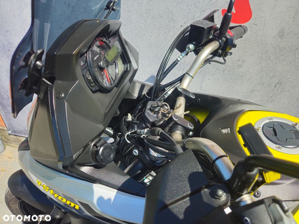 Suzuki DL - 40