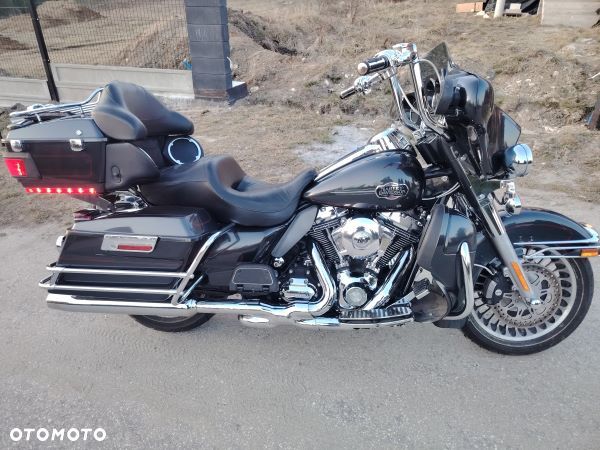 Harley-Davidson FLHTCU Ultra - 17