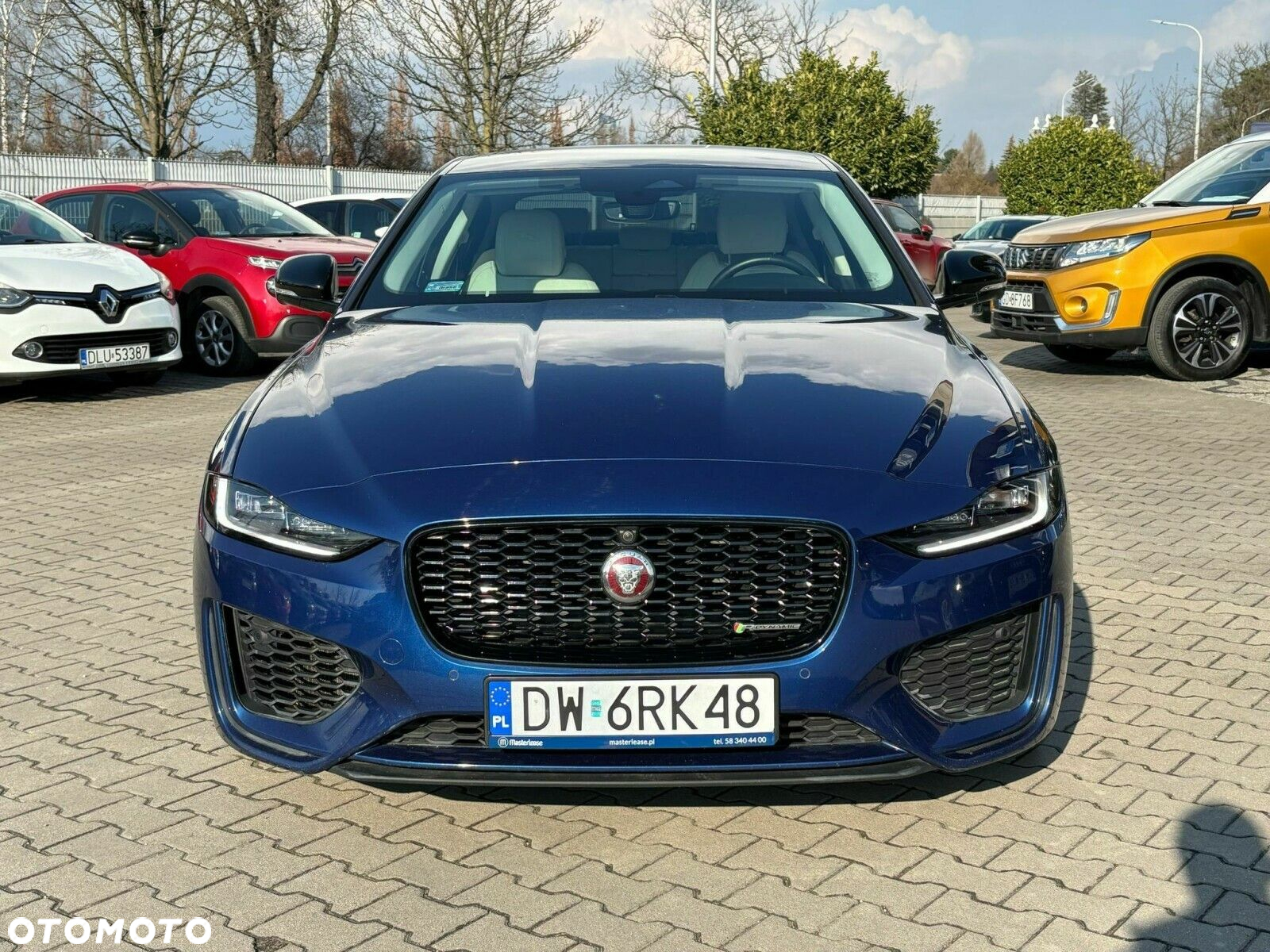 Jaguar XE 2.0 P250 R-Dynamic Black - 8